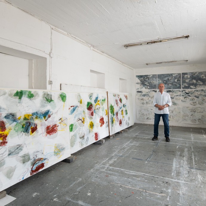 Andreas Rosenthal in seinem Atelier in Münster (vergrößerte Bildansicht wird geöffnet)