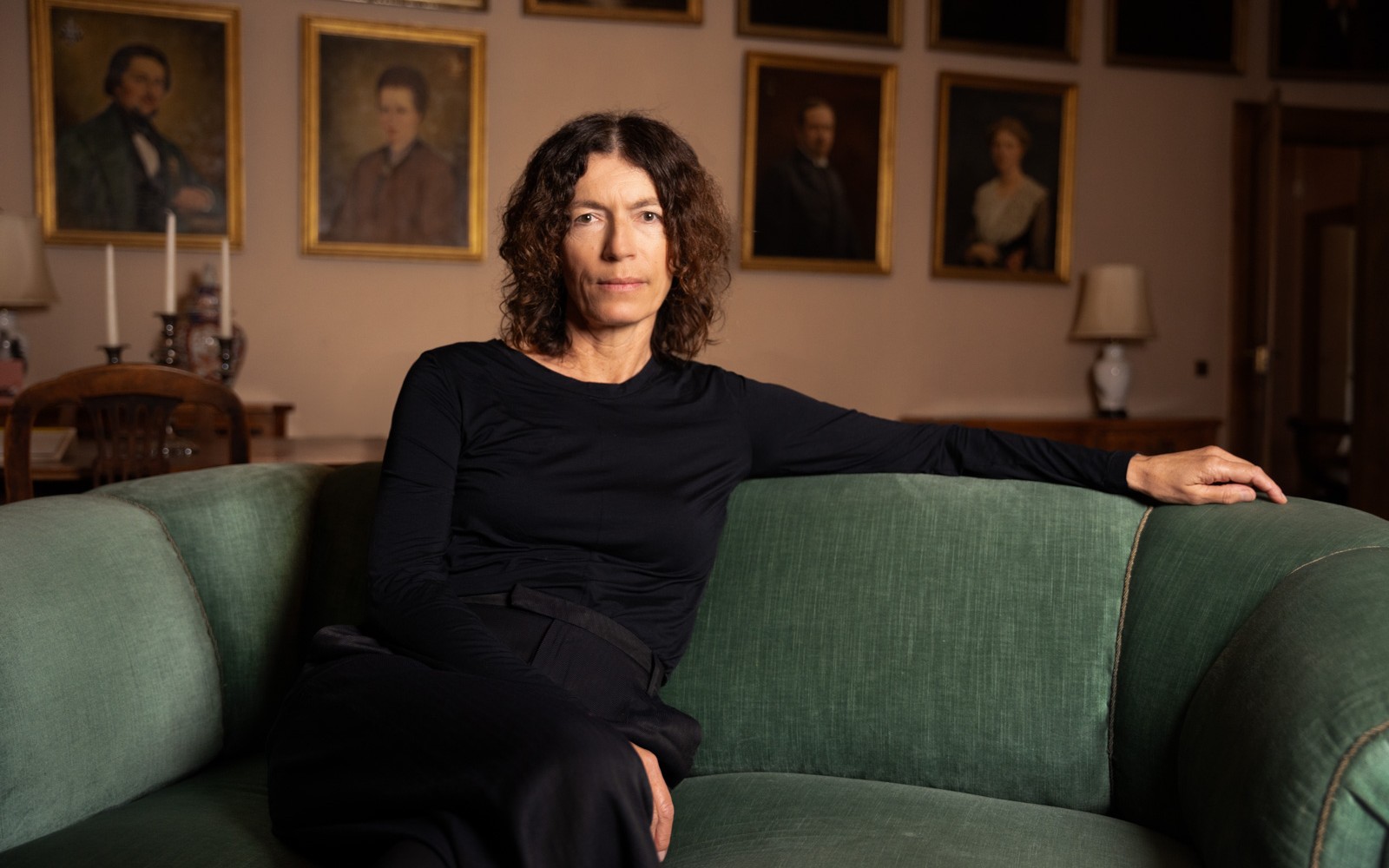 Porträt der Autorin Anne Weber im Museum der Burg Hülshoff